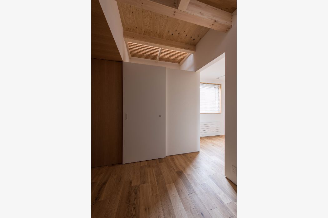 HOUSE_Y12